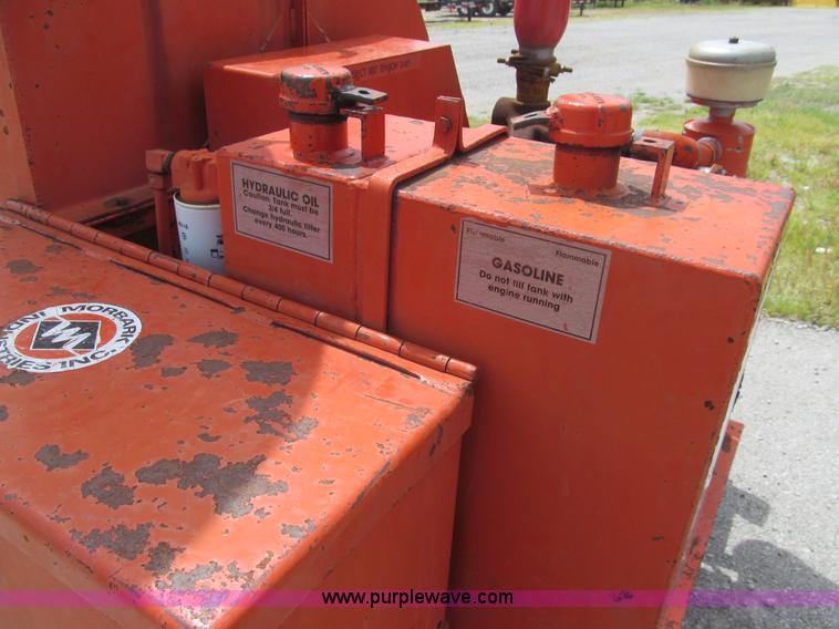 image for item F8856 Morbark Eager Beaver wood chipper