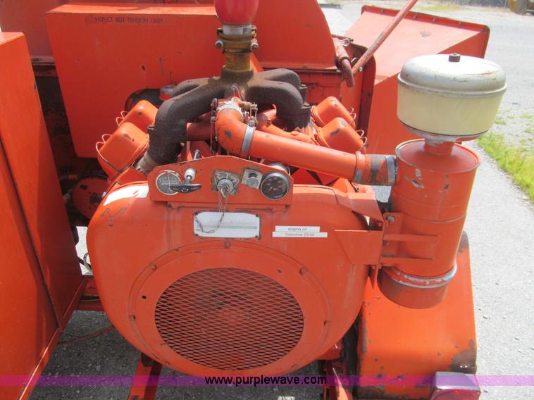 image for item F8856 Morbark Eager Beaver wood chipper