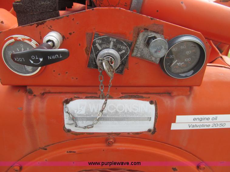 image for item F8856 Morbark Eager Beaver wood chipper