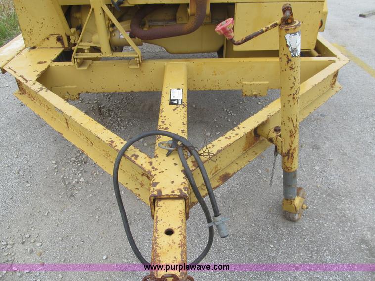 image for item F8857 Vermeer 1600A wood chipper