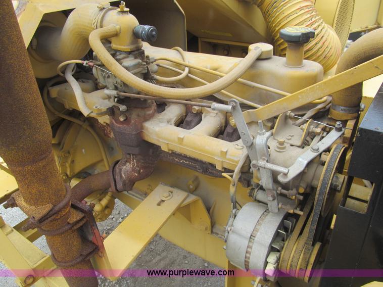 image for item F8857 Vermeer 1600A wood chipper