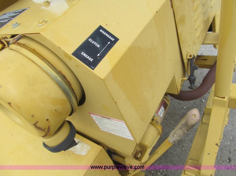 image for item F8857 Vermeer 1600A wood chipper