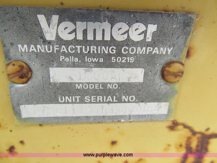 image for item F8857 Vermeer 1600A wood chipper
