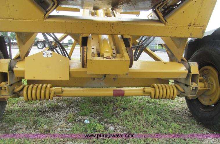 image for item F8858 Vermeer TS44A tree spade