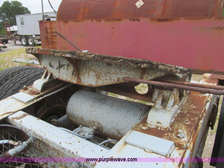 image for item F8860 Single axle dolly