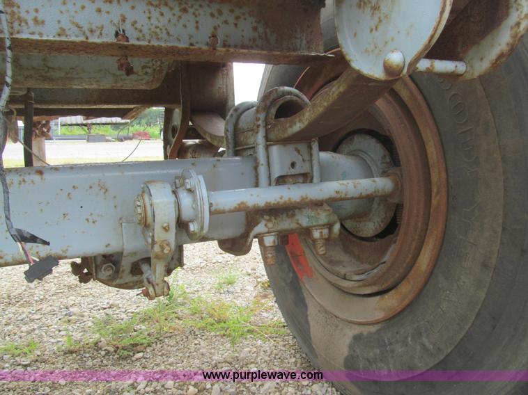 image for item F8860 Single axle dolly