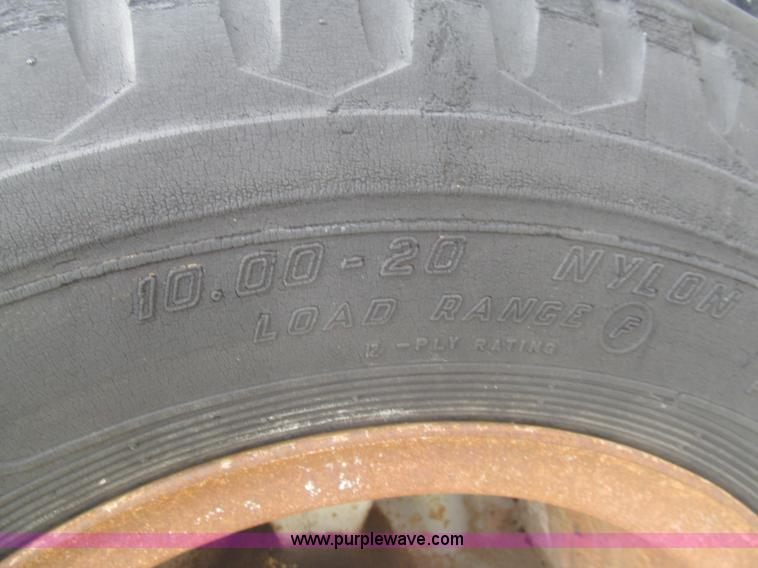 image for item F8860 Single axle dolly