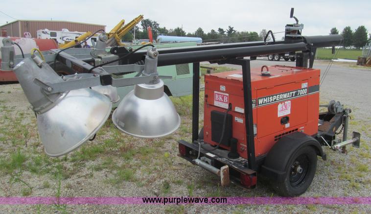 image for item F8862 Multiquip Whisperwatt 7000 light tower