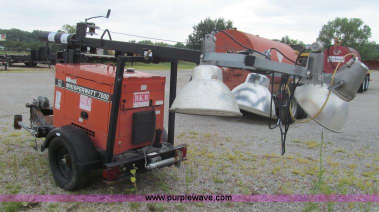 image for item F8862 Multiquip Whisperwatt 7000 light tower