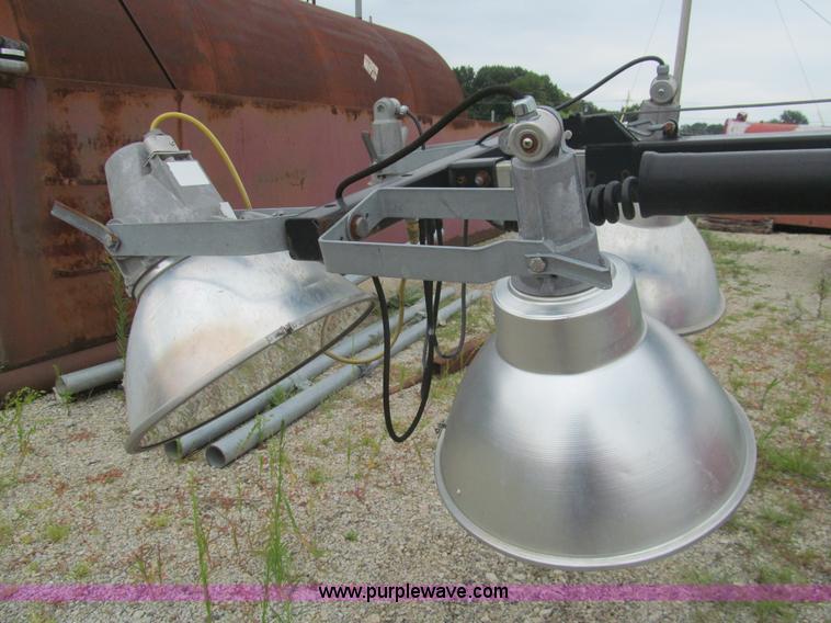 image for item F8862 Multiquip Whisperwatt 7000 light tower