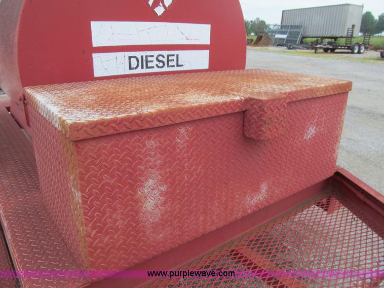 image for item F8868 500 gallon portable fuel tank