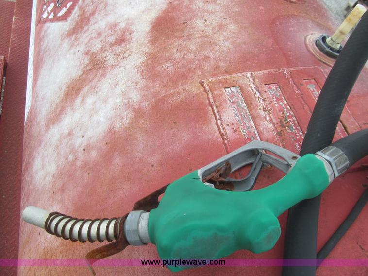 image for item F8868 500 gallon portable fuel tank