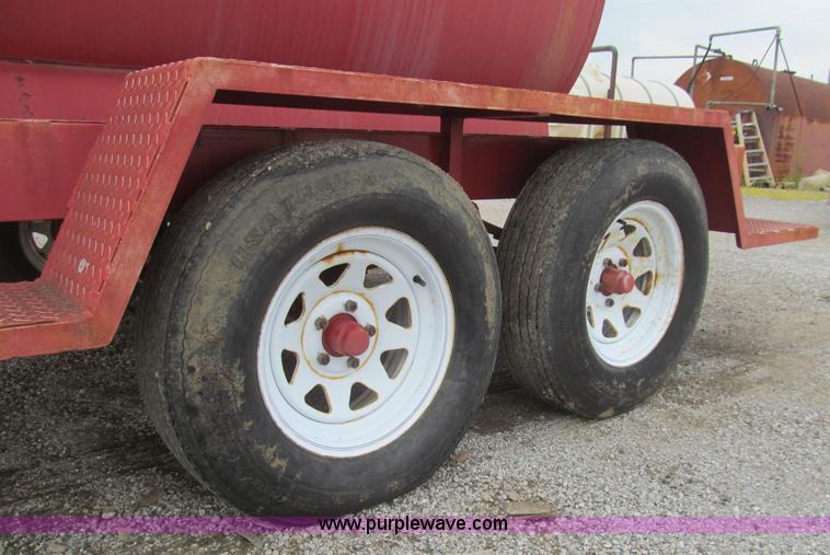 image for item F8868 500 gallon portable fuel tank