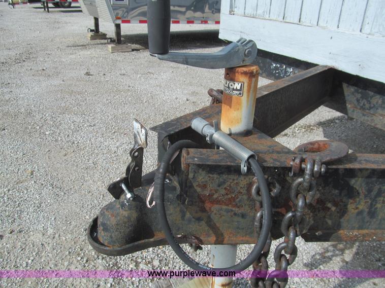 image for item F8869 1988 office trailer