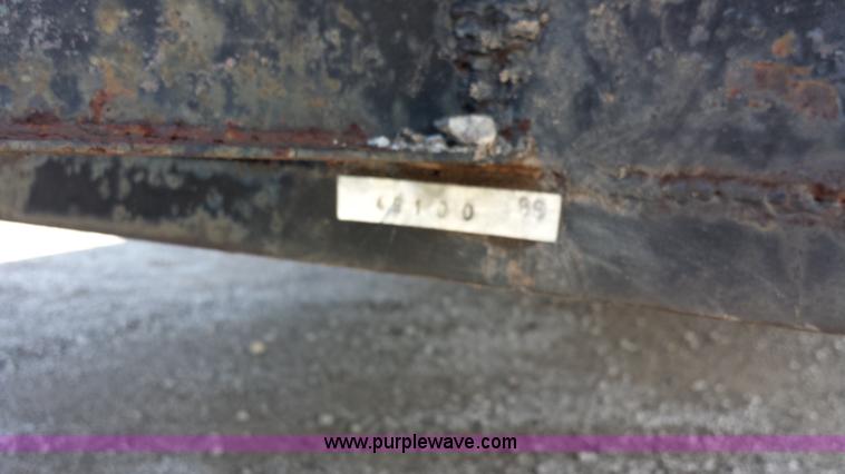 image for item F8869 1988 office trailer