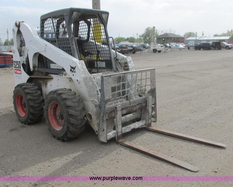 image for item G8294 2008 Bobcat S250 skid steer