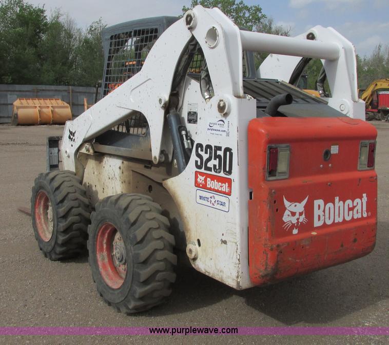 image for item G8294 2008 Bobcat S250 skid steer