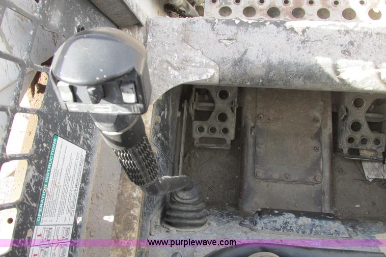 image for item G8294 2008 Bobcat S250 skid steer