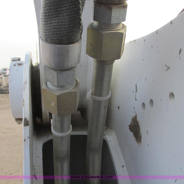 image for item G8294 2008 Bobcat S250 skid steer