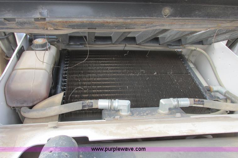 image for item G8294 2008 Bobcat S250 skid steer