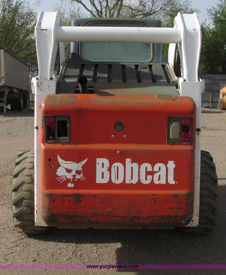 image for item G8295 2005 Bobcat S250 skid steer