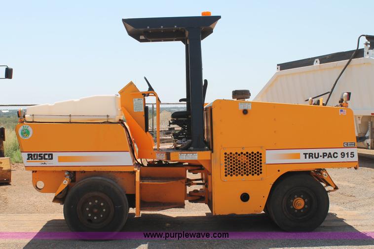 image for item H1747 2008 Rosco TRU-PAC 915 pneumatic roller