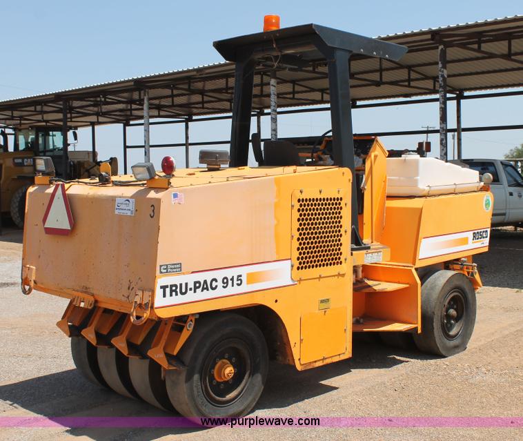 image for item H1747 2008 Rosco TRU-PAC 915 pneumatic roller