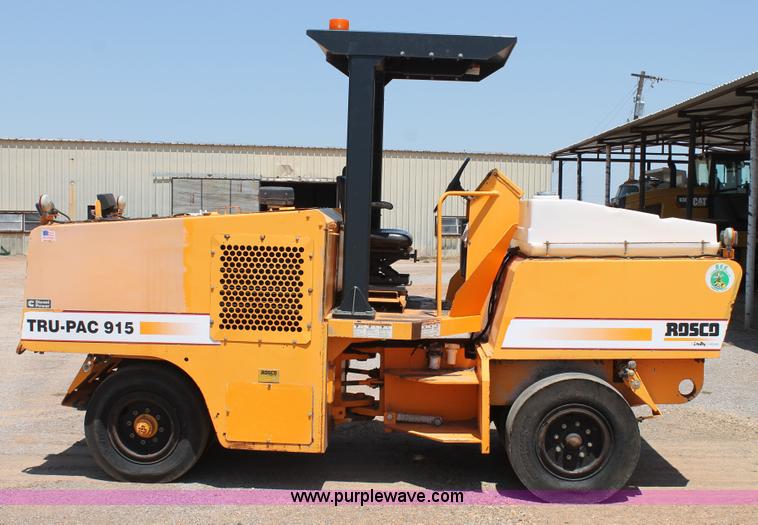 image for item H1747 2008 Rosco TRU-PAC 915 pneumatic roller