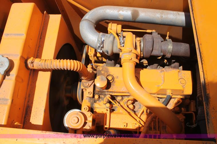 image for item H1747 2008 Rosco TRU-PAC 915 pneumatic roller