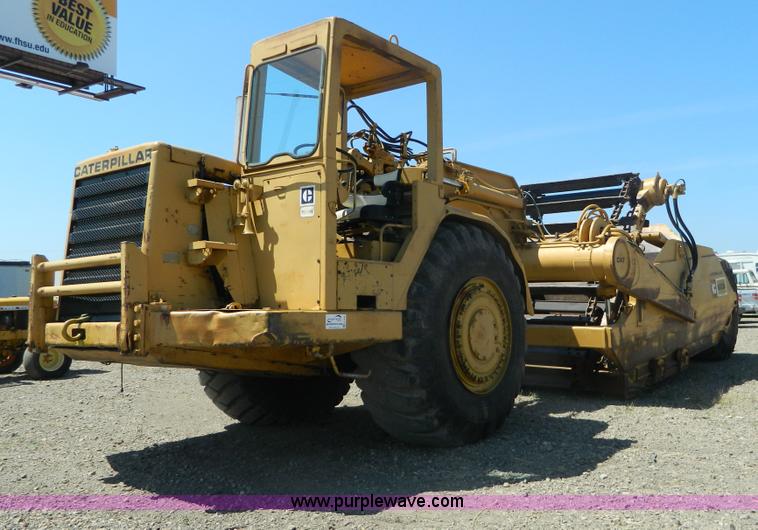 image for item H2436 Caterpillar 623B elevating motor scraper