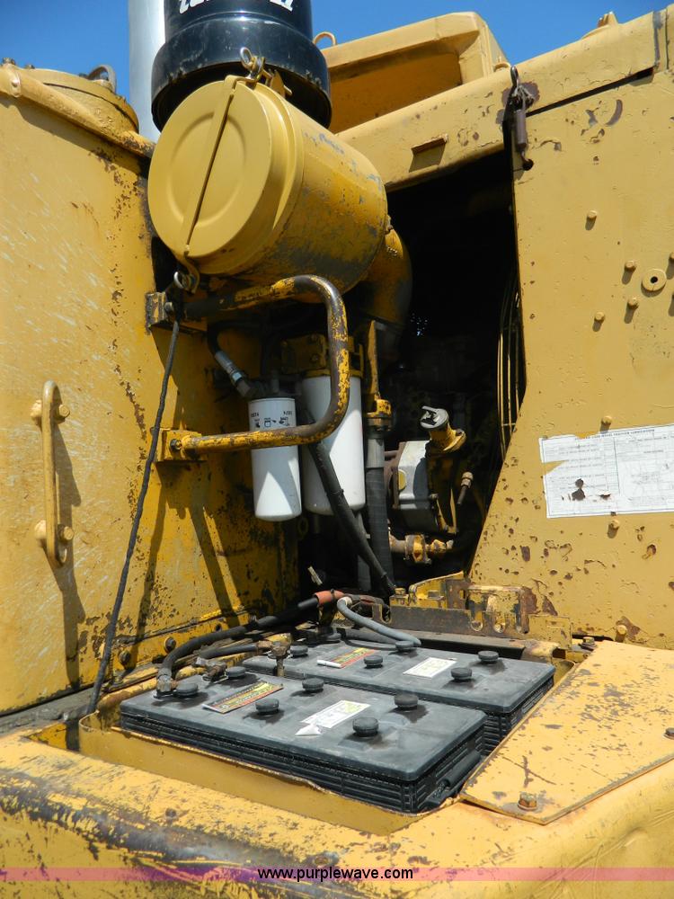 image for item H2436 Caterpillar 623B elevating motor scraper