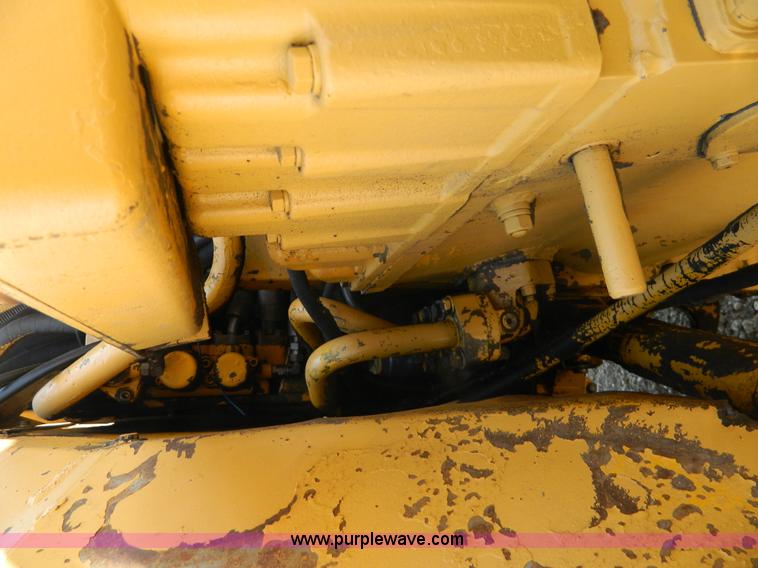 image for item H2436 Caterpillar 623B elevating motor scraper