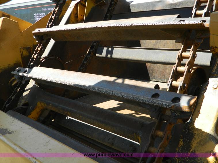image for item H2436 Caterpillar 623B elevating motor scraper