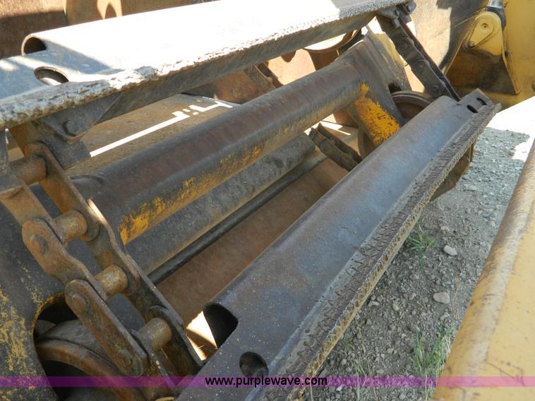 image for item H2436 Caterpillar 623B elevating motor scraper