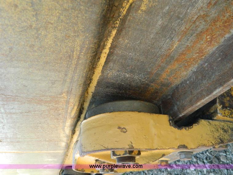 image for item H2436 Caterpillar 623B elevating motor scraper