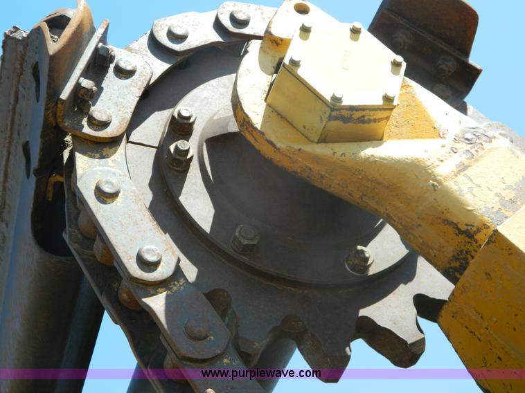 image for item H2436 Caterpillar 623B elevating motor scraper