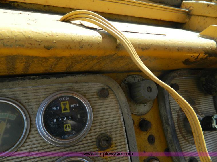 image for item H2436 Caterpillar 623B elevating motor scraper