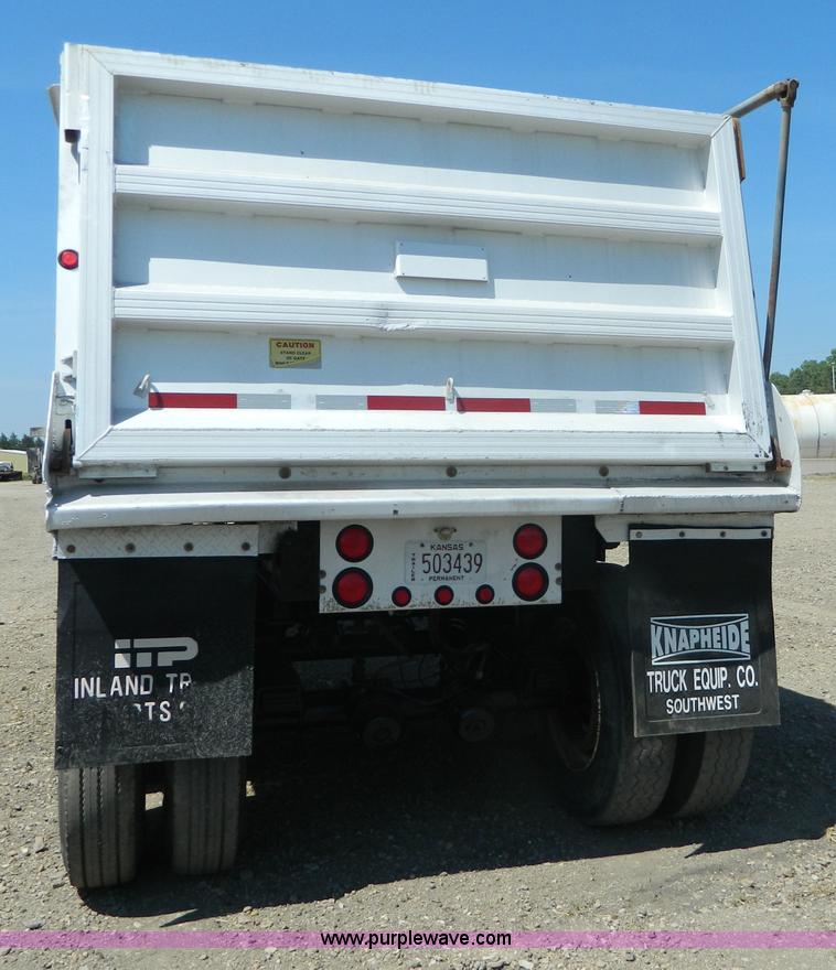 image for item H2437 1998 Travis end dump trailer
