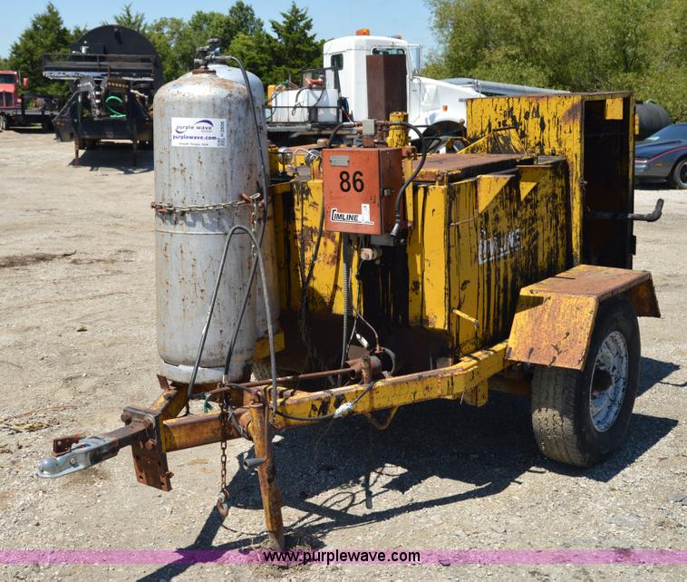 image for item H2806 Cimline asphalt crack fill trailer