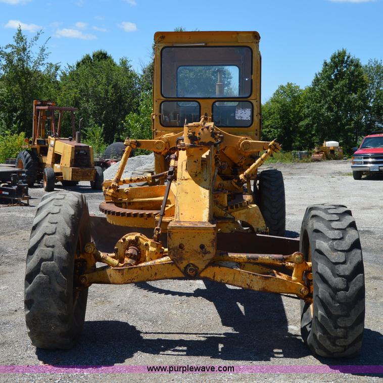 image for item H2810 Allis Chalmers M100 rigid motor grader