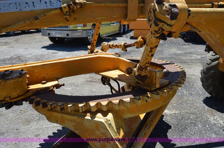 image for item H2810 Allis Chalmers M100 rigid motor grader