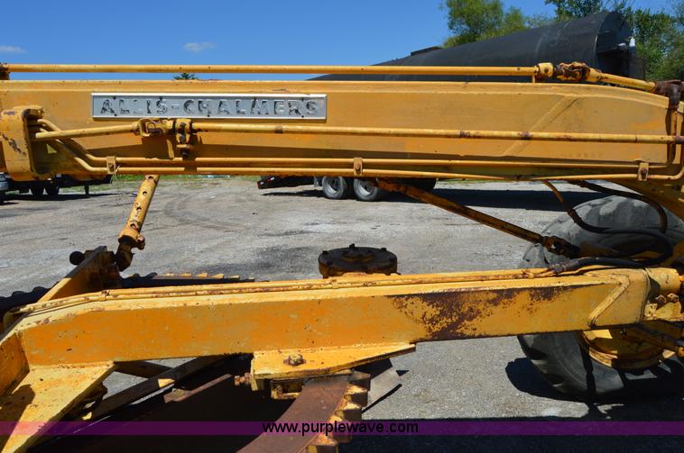 image for item H2810 Allis Chalmers M100 rigid motor grader