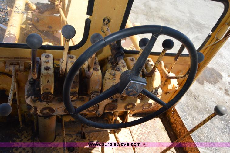 image for item H2810 Allis Chalmers M100 rigid motor grader