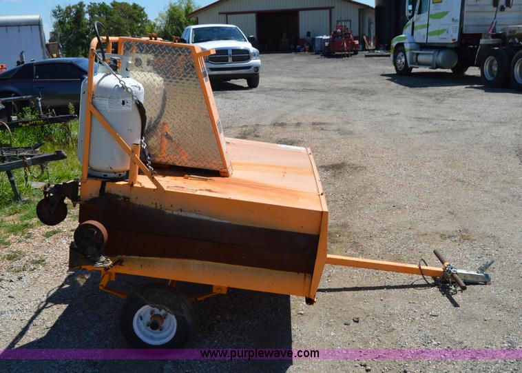 image for item H2814 KM International infrared asphalt melter
