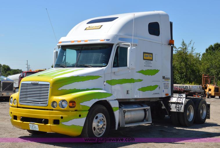 image for item H2815 1997 Freightliner Century Class semi truck