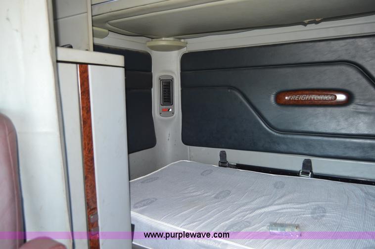 image for item H2815 1997 Freightliner Century Class semi truck