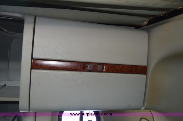 image for item H2815 1997 Freightliner Century Class semi truck