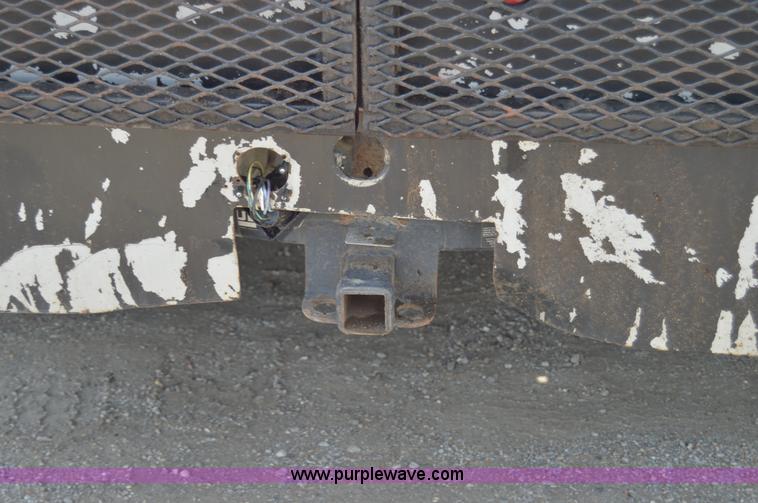 image for item H2816 1994 Kenworth T800 dump truck