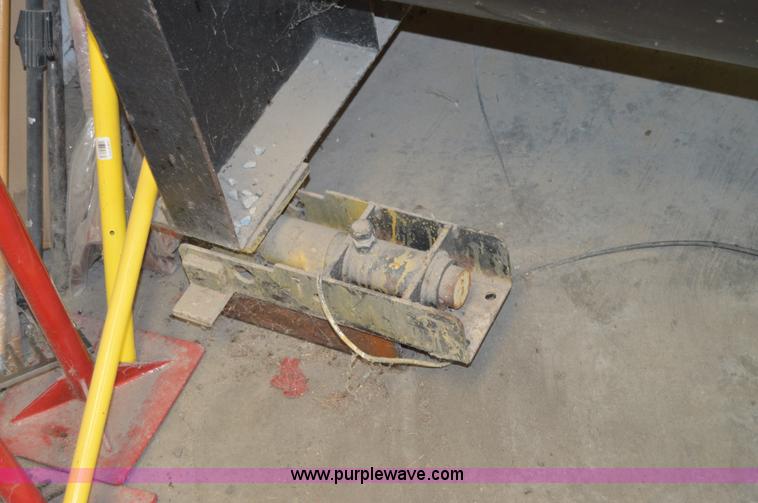 image for item H2817 1,500 gallon ribbon blender