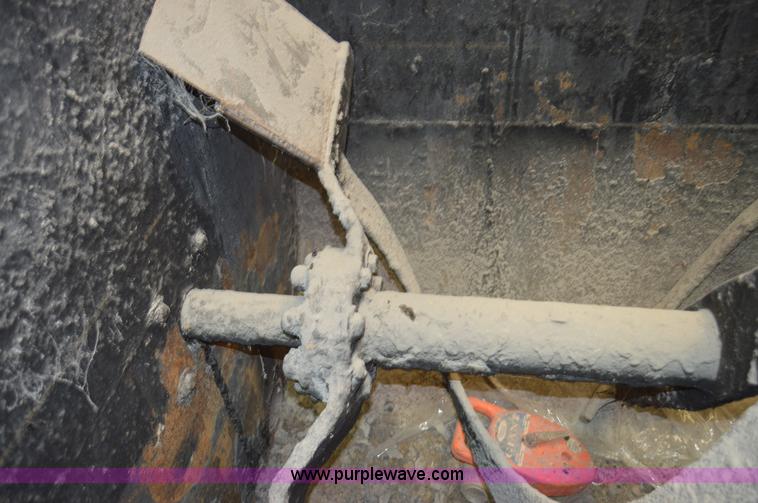 image for item H2817 1,500 gallon ribbon blender